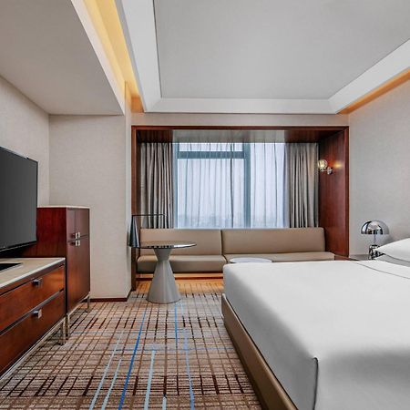 Renaissance Shanghai Zhongshan Park Hotel Eksteriør billede